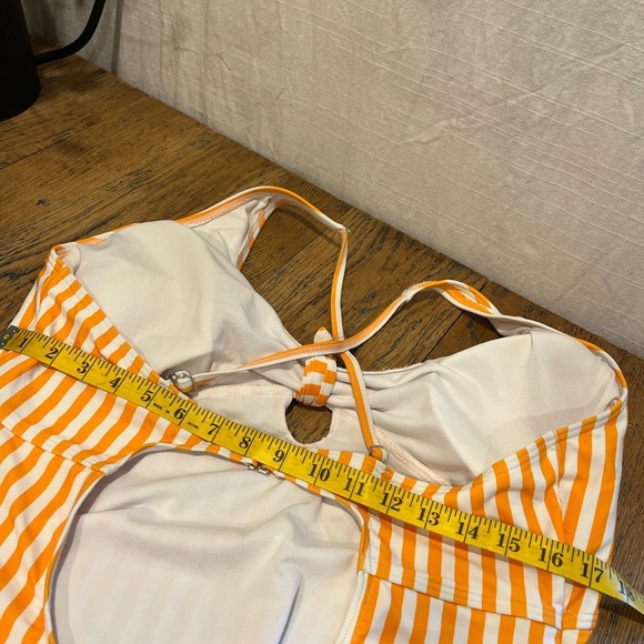 💛 TRENDSETTER Striped Yellow & White One-Piece Swimsuit - Size 18 - Picture 3 of 5